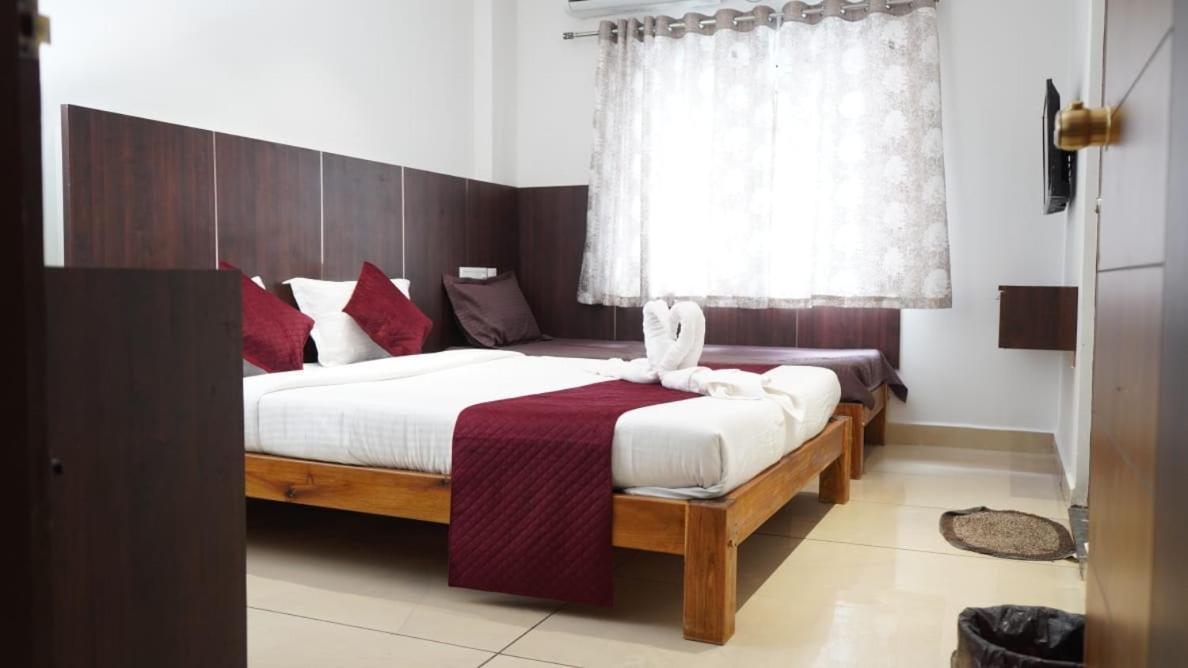 Quince Elite Hotel Mysore Room photo